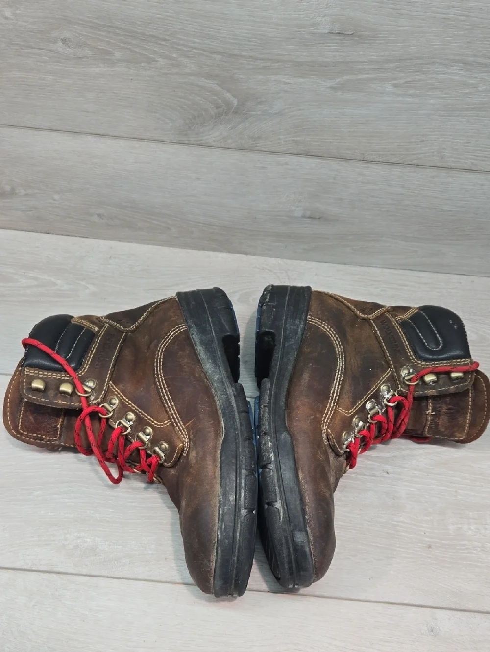 Vintage Wolverine Men’s Brown Soft Toe Work Boots with Red Laces Shoes Sz 7M